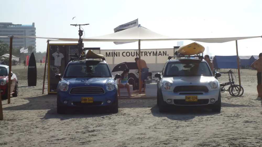 Lanzamiento de MINI en Colombia