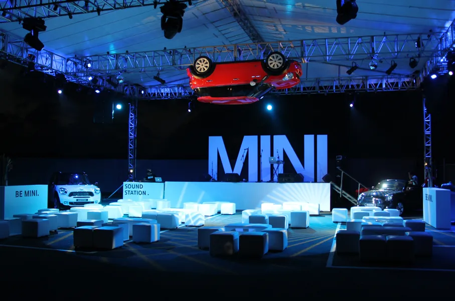 Lanzamiento de MINI en Colombia