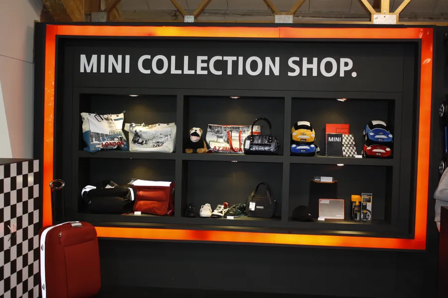 Lanzamiento de MINI en Colombia